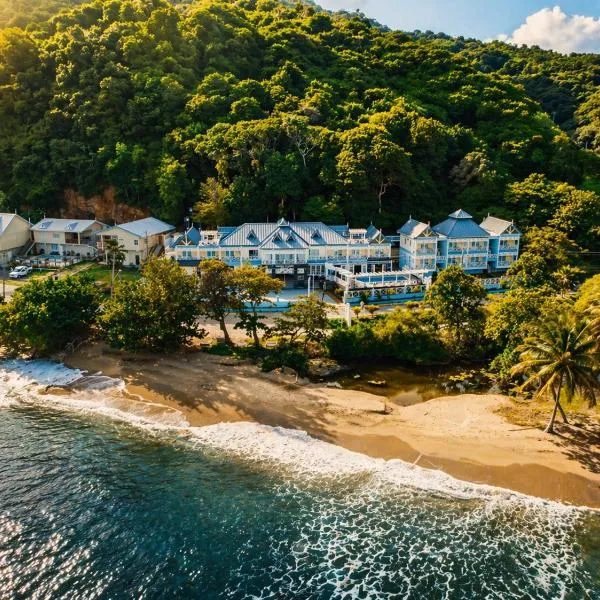 Manta Lodge and Dive Centre，位于Speyside的酒店