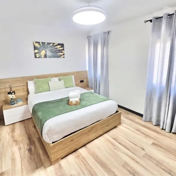 Comfort Stay-Private Apartment Near Barcelona, Airport，位于科尔内拉德罗布雷加特的酒店