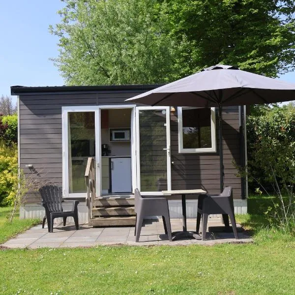 Mini-chalet - Vakantiepark 't Urkerbos，位于于尔克的酒店
