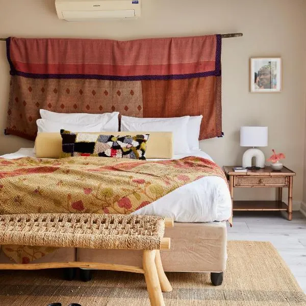 THE BIG - Luxury Backpackers，位于开普敦的酒店