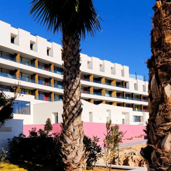 Hotel Ola - Adults Only，位于特罗吉尔的酒店