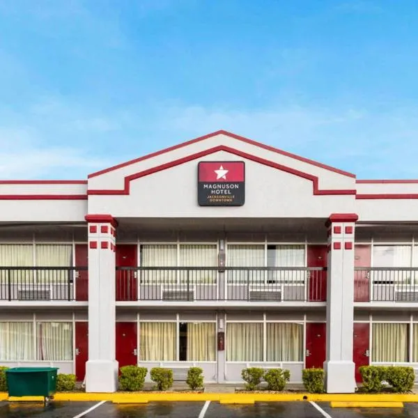 Magnuson Hotel Jacksonville Downtown，位于杰克逊维尔的酒店