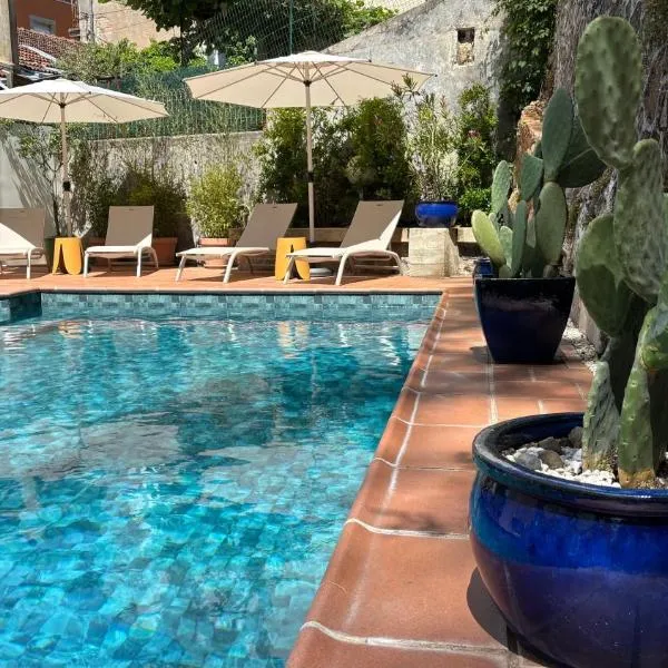 Logis Hôtel Restaurant Grand Hôtel de Lyon，位于瓦尔莱班的酒店