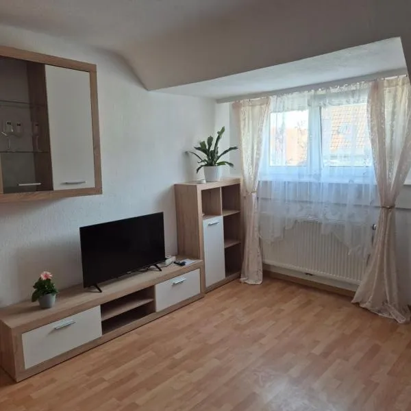 Familienwohnung Bella,位于皮尔马森斯的酒店