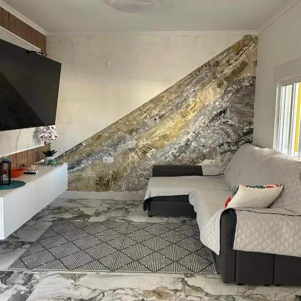 Acogedora vivienda cerca del mar，位于Playa Oliva Nova的酒店