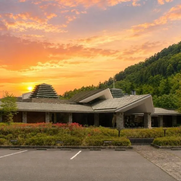 LiVEMAX Golf Club Tochigi，位于鹿沼的酒店