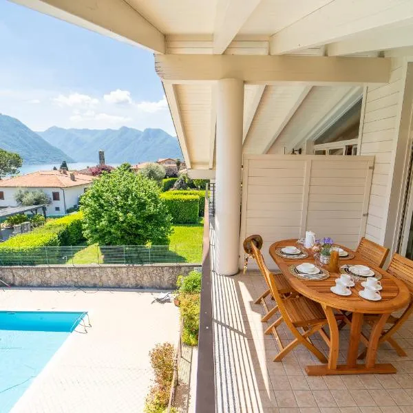The A-LINE Lake COMO view apt A with pool & garage，位于特雷梅佐的酒店