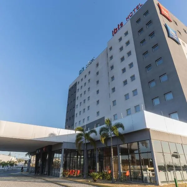 Ibis Lorena - Circuito da Fé，位于洛雷纳的酒店