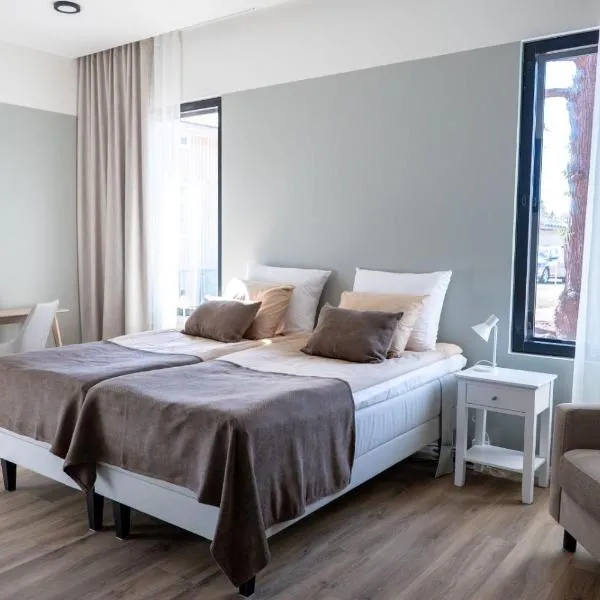 Ruustinna Hotelli & B&B Majoitus，位于Saarijärvi的酒店