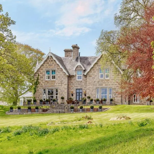 Muckrach Country House，位于Skye of Curr的酒店