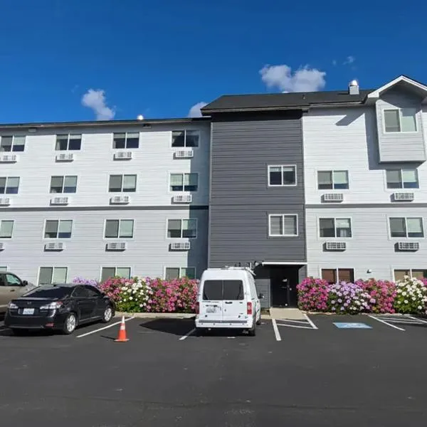 Comfort Inn & Suites Post Falls - Coeur dAlene West，位于波斯特福尔斯的酒店
