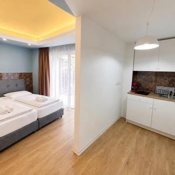Modern Studio Nr5 private Kitchenette and Bathroom，位于利马索尔的酒店