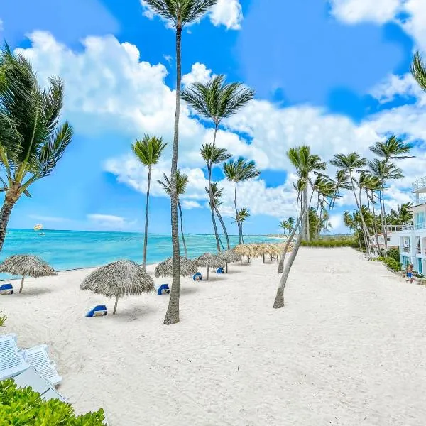 Tropicana Suites Studios Sol Caribe Hotel - Beach Club, Spa, Restaurants - playa Los Corales，位于蓬塔卡纳的酒店