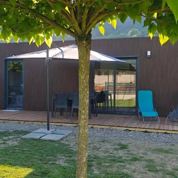T2 climatisé au pied du massif des Bauges,位于Saint-Vital的酒店