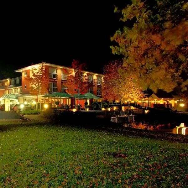 德里兰德酒店，位于格罗瑙的酒店