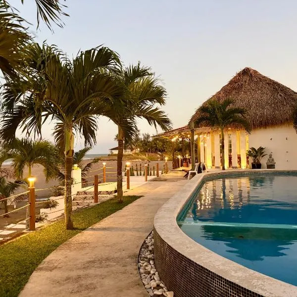 Hotel Lunazul In Costa Esmeralda，位于La Vigueta的酒店