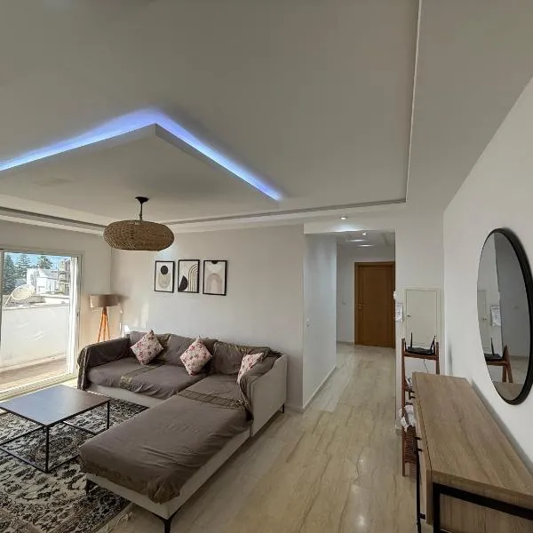 The pearl of Aouina - Modern Splus2 luxurious apartment，位于拉古莱特的酒店