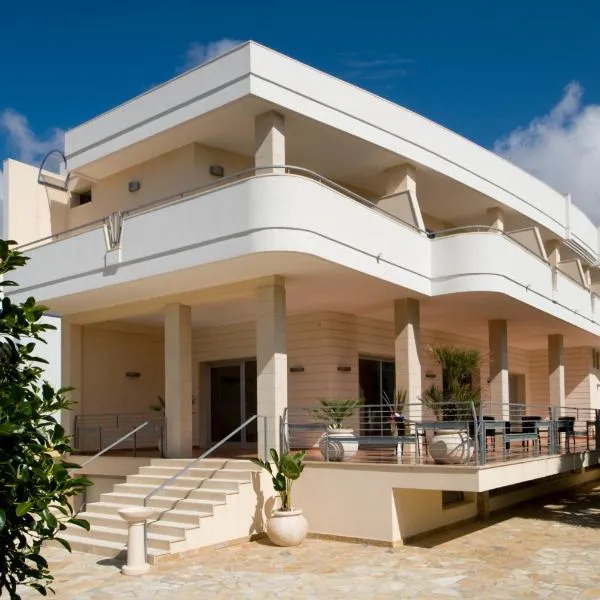 Residenza Del Mare，位于圣伊西多罗的酒店