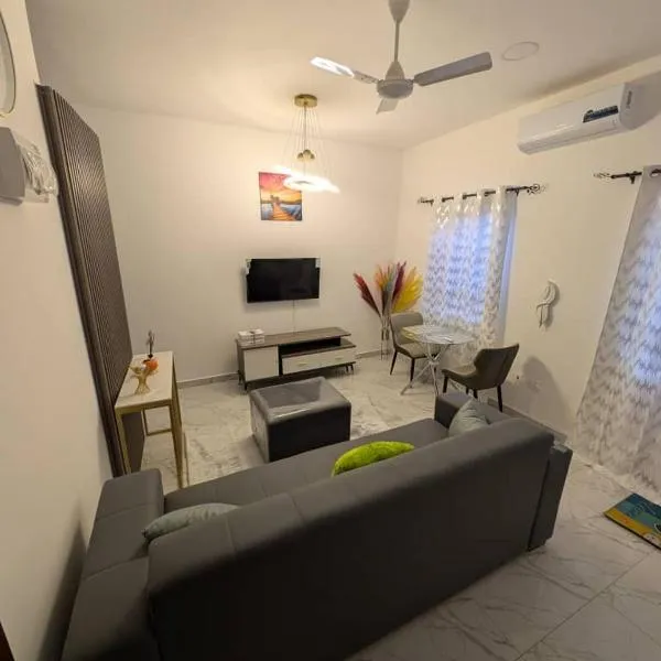 Abby and Gayle Rental Apartments，位于Apenkwa的酒店