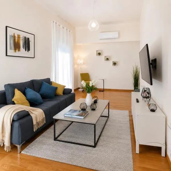 Perivolia Panorama - Peaceful Retreat with View，位于Perivólia的酒店