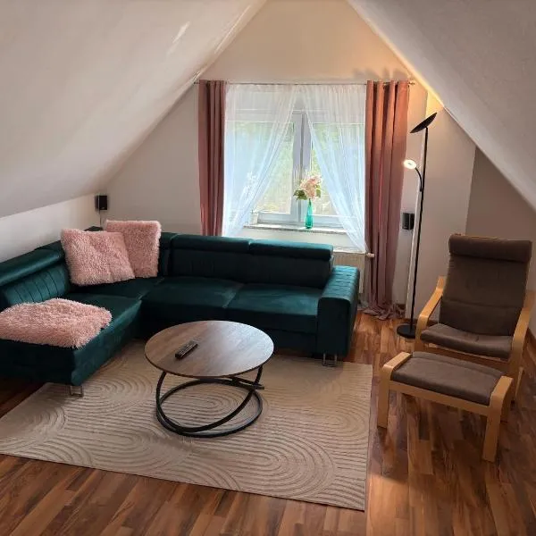 Helle und gemütliche Ferienwohnung im Lausitzer Seenland，位于Grünewald的酒店