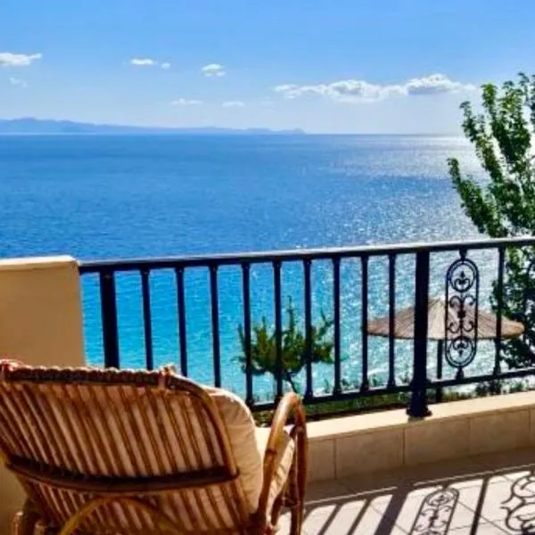 Aegean Blue Horizon，位于阿菲托斯的酒店