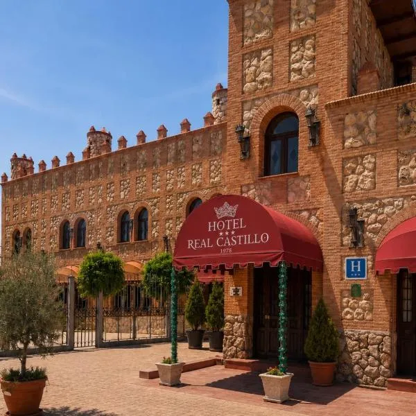 Hotel Real Castillo，位于拉瓜迪亚的酒店