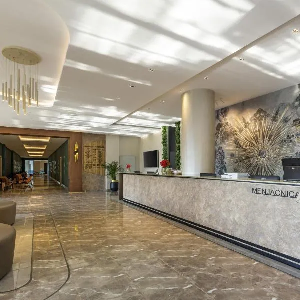 Movenpick Resort and Spa Fruske Terme，位于维尔蒂尼克的酒店