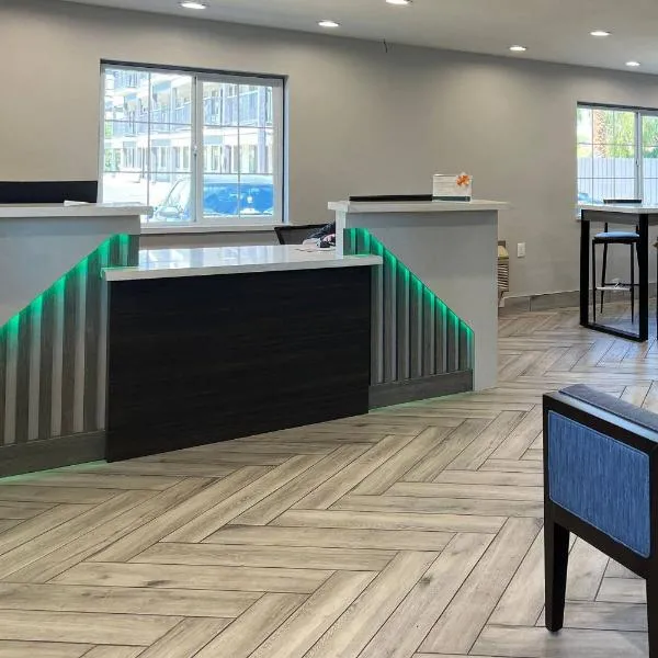 Quality Inn Tracy I-205,位于特雷西的酒店