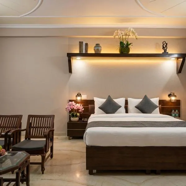 Hotel Royal Prithvi Palace Near GZB Railway Station，位于加济阿巴德的酒店