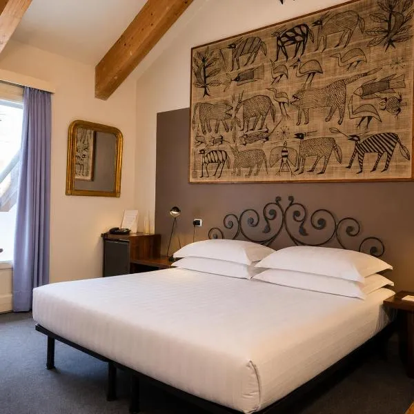 Phi Hotel Palio，位于阿斯蒂的酒店