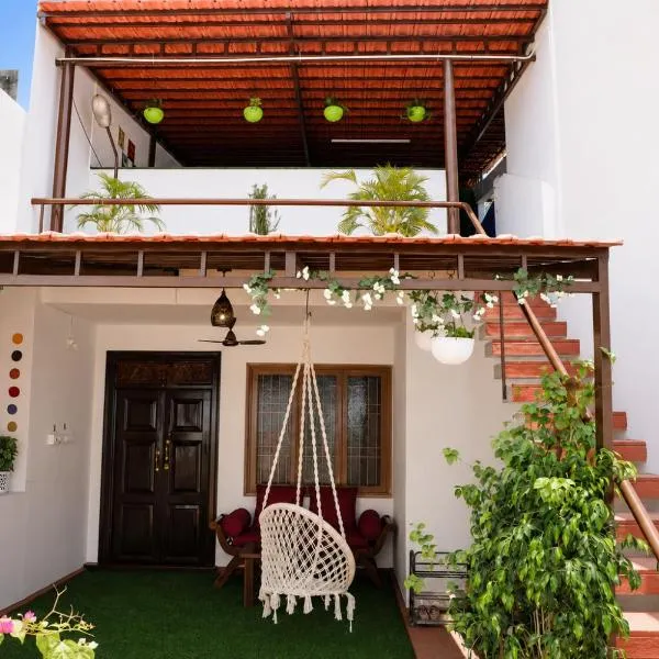 Villa LOR，位于蓬蒂切里的酒店