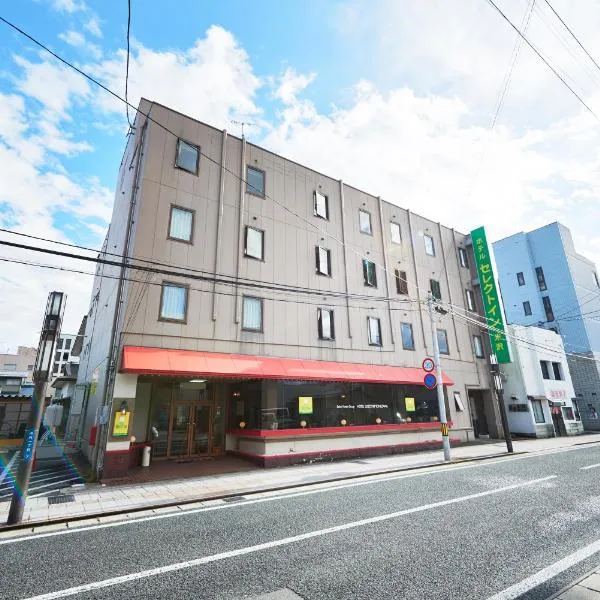 米泽精选酒店，位于Imaizumi的酒店