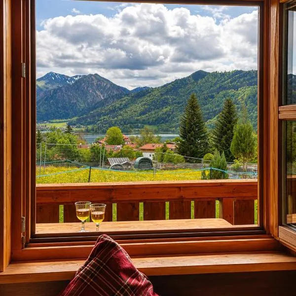 Chalets mit Schlierseeblick, neue Küche neues Bad，位于施利尔塞的酒店