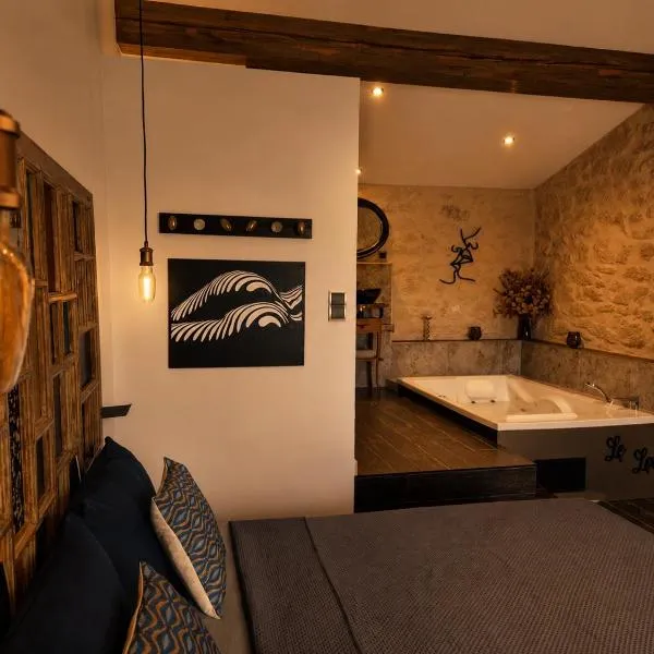 Le Lovy , Studio indépendant avec Jacuzzi,位于Cézac的酒店