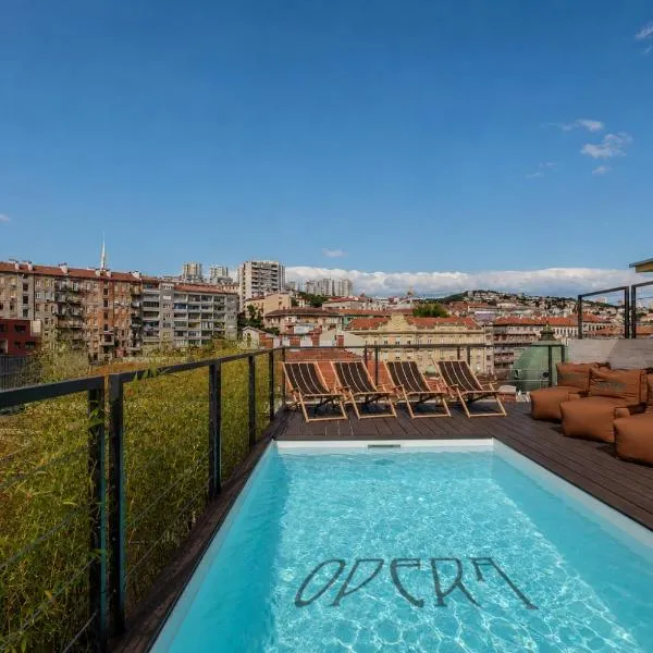 Boutique Hotel OPERA，位于里耶卡的酒店