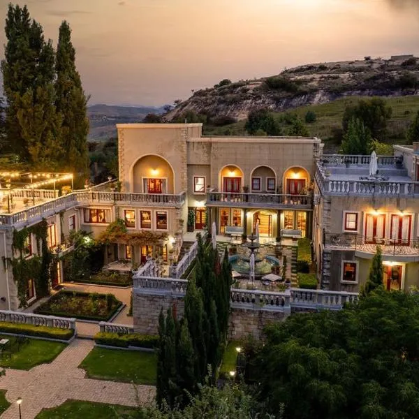IL Castello Boutique Hotel，位于克拉伦斯的酒店
