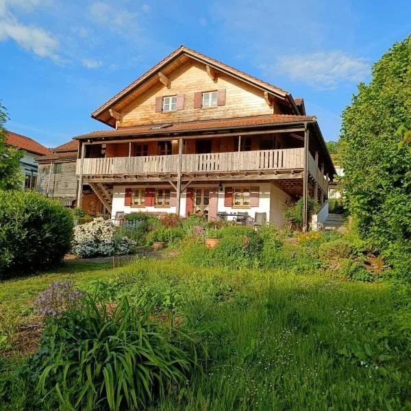 Ferienwohnung Landblick Lalling，位于Lalling的酒店