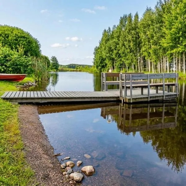 Countryside riverside cabin for both winter and summer，位于Janakkala的酒店