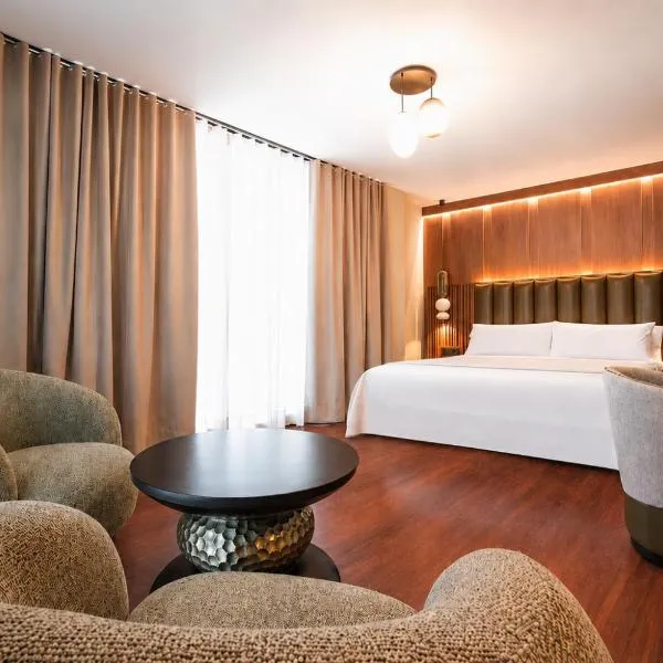 Hotel El Nogal，位于佩利格罗斯的酒店