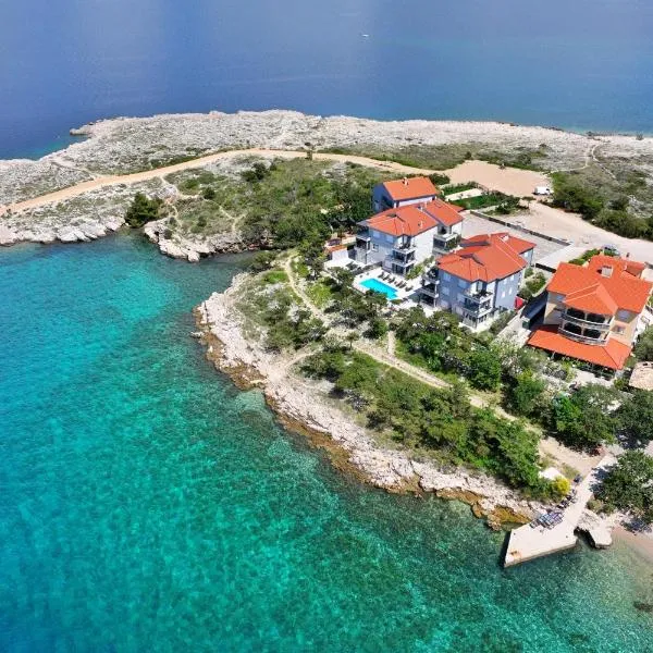 Villas Punta Silo - luxury apartments with pool，位于希洛的酒店