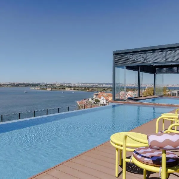 Upon Harbor - Seixal Bay Hotel，位于塞沙尔的酒店