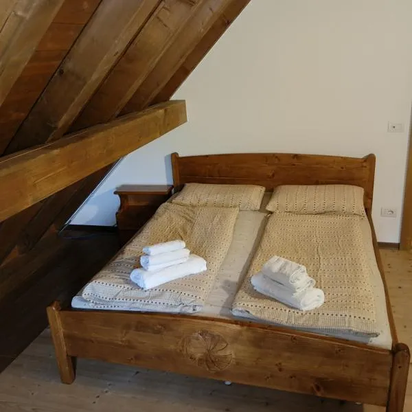 Stanza Cuori Malga Ciauta，位于Villanova的酒店