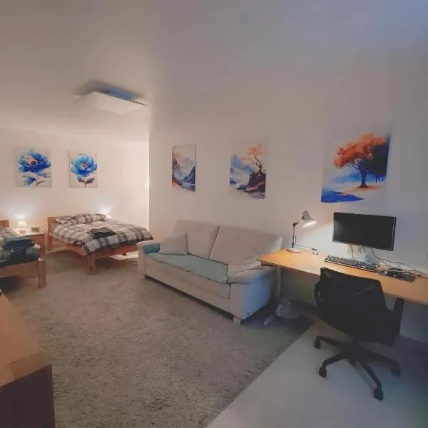 Gästezimmer La Siesta，位于Ötisheim的酒店