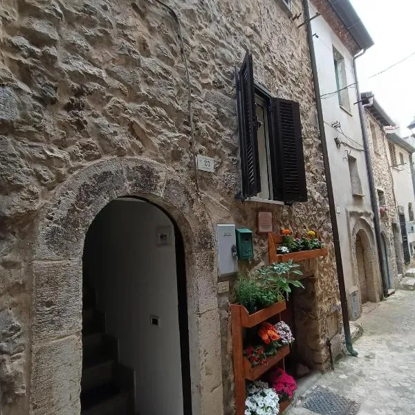 Lo chalet del vicolo，位于Roccasecca dei Volsci的酒店