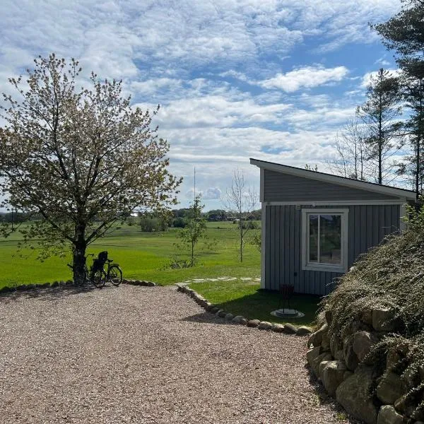 The Fäxaåsen cabin，位于瓦尔贝里的酒店