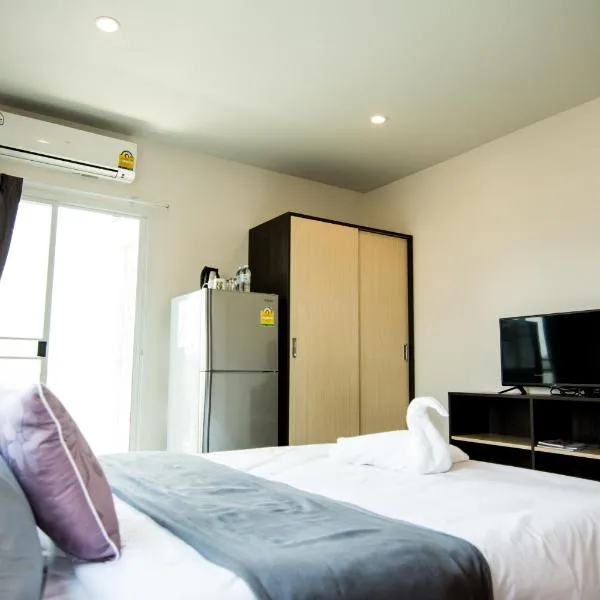 At Ease Hotel Suvarnabhumi，位于邦帕利的酒店