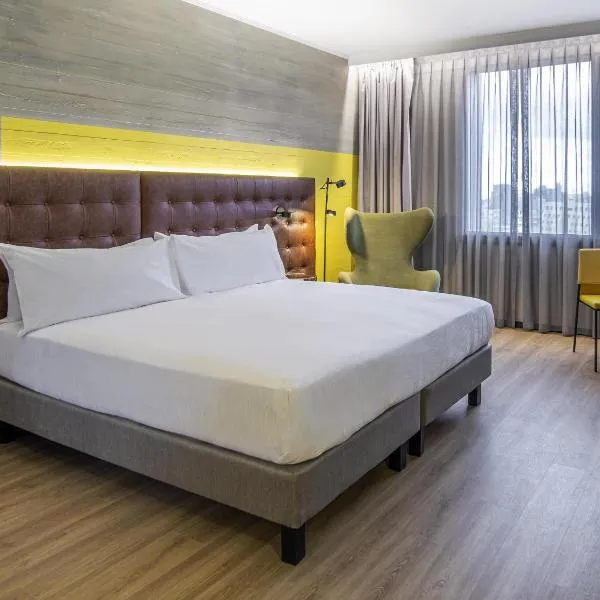 Pullman Santiago El Bosque，位于圣地亚哥的酒店