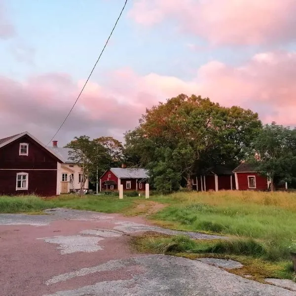 Itätalo Countryside Guesthouses，位于Kaurissalo的酒店
