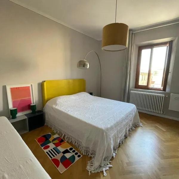 Appartamento ai piedi del Borgo，位于切塔尔多的酒店